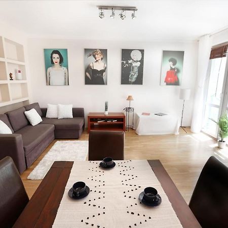 Cosy And Bright- Golden Apartments- Old Town Warsaw Exterior photo